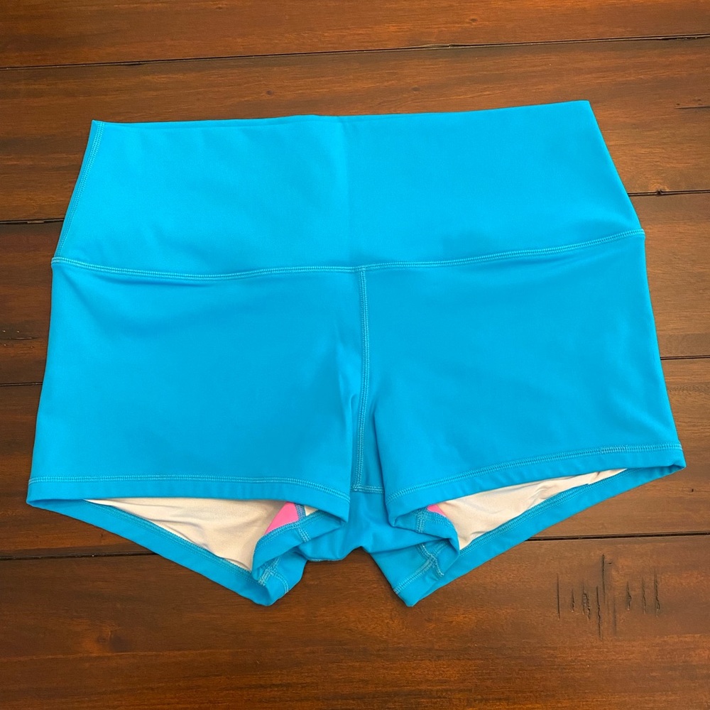 Peachy Athletic EUC Pacific Blue Extra Peachy Shorts Size XL
